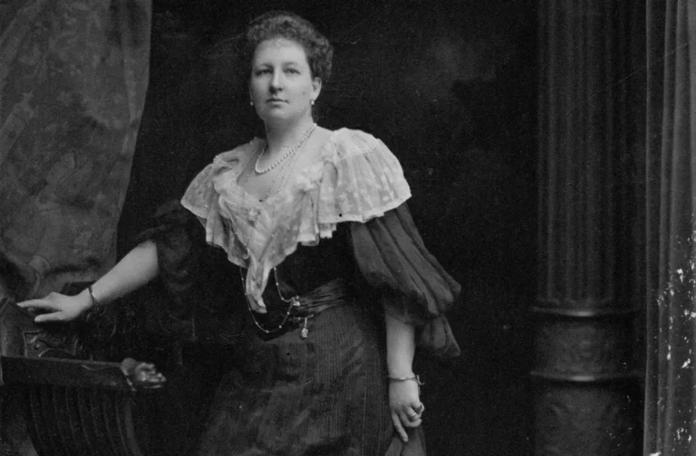 Portrait of Lady Gertrude Eleanor Crawford née Molyneux. Date unknown.