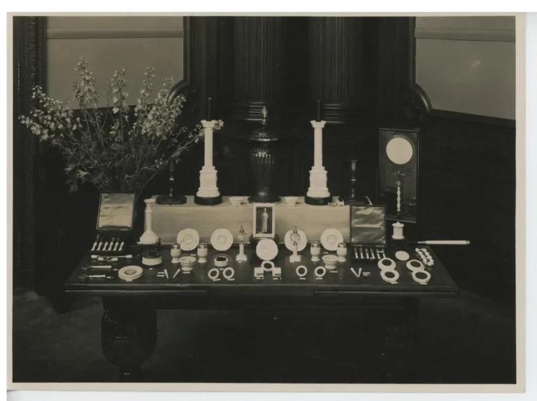 Lady Gertrude Crawford – Display 3