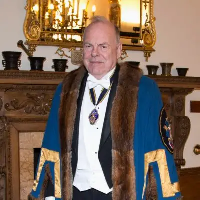 Nicholas Edwards Master 2015 - 2016